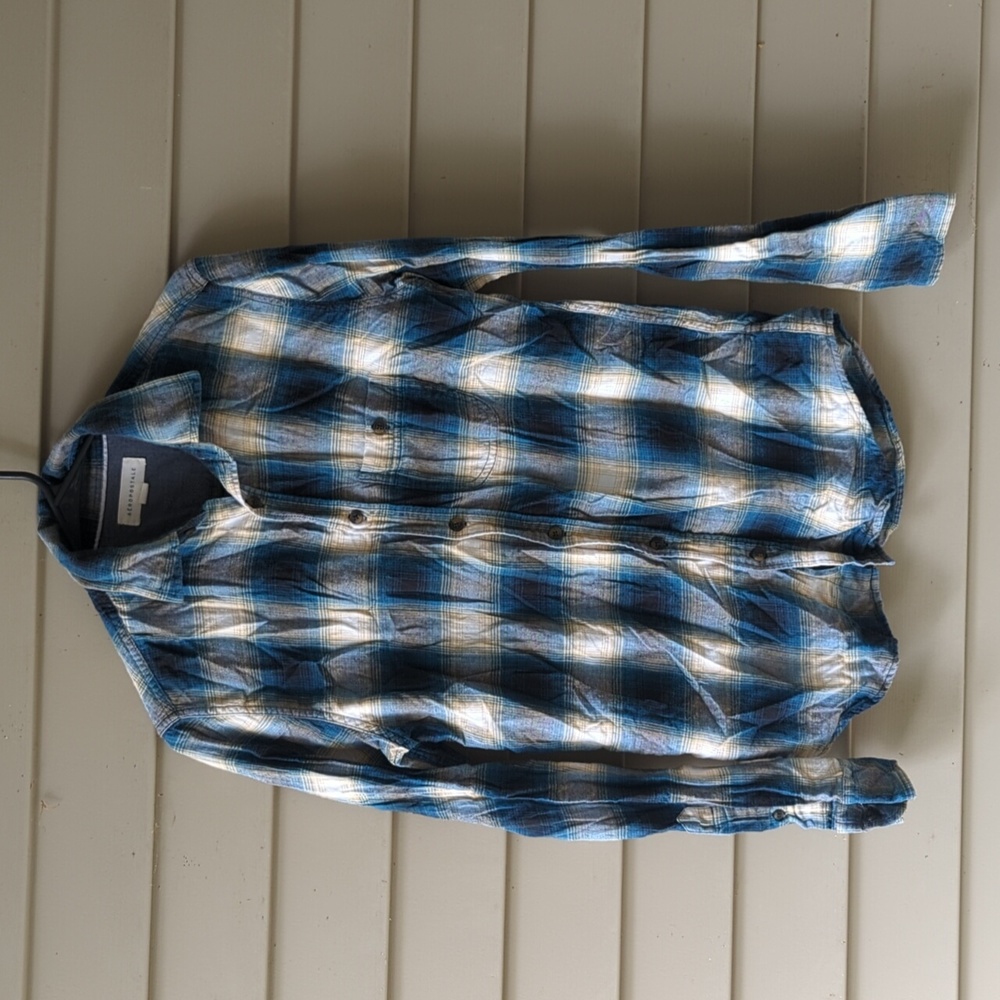 Aeropostale XS blue plaid shirt